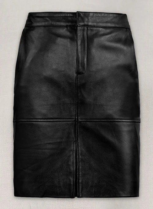 Anjela Johnson's stylish leather skirt for women in American market