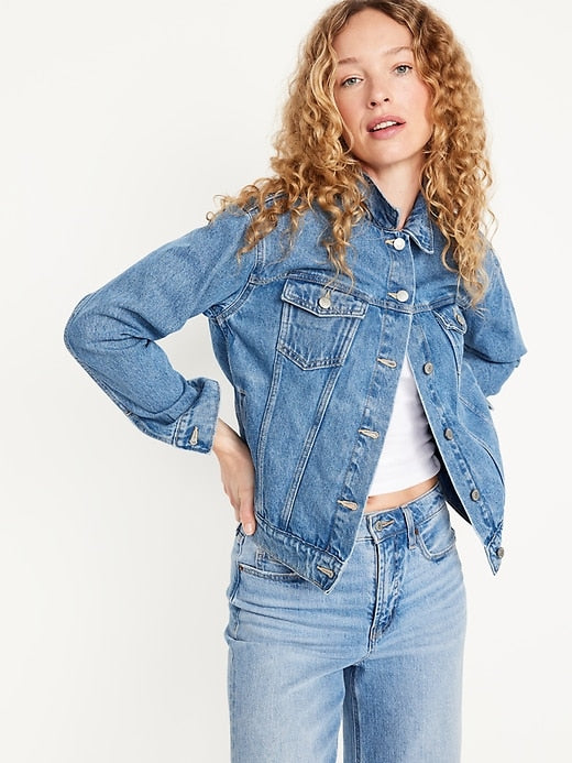 Classic fit jean jacket with chest pockets in USA