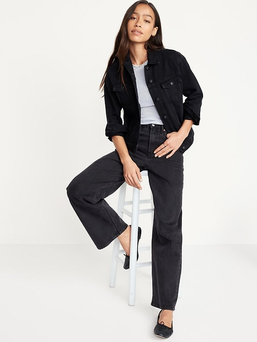 Timeless black denim jacket with chest pockets in USA
