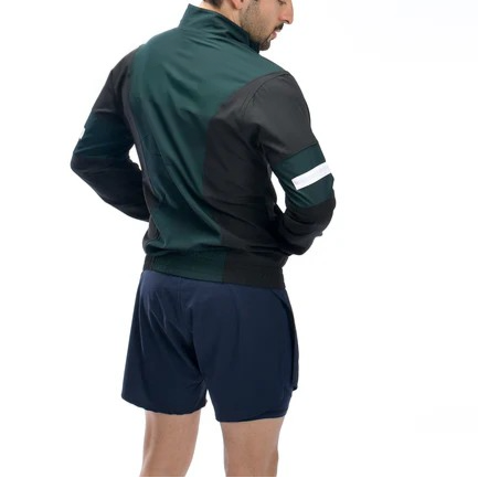 Athlete Light Jacket in German Market