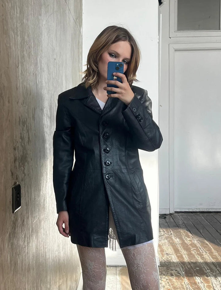 Retro leather button-down jacket for men and women in USA