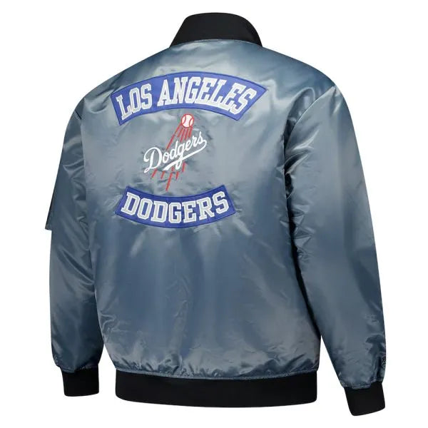 Back twill applique with arched team name and logo

