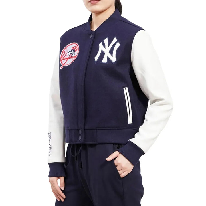 Classic New York Yankees Varsity Jacket with Iconic Logo in USA